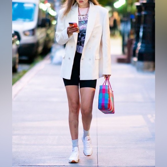 7 WAYS TO WEAR BIKER SHORTS - Picture 2 of 7